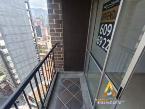 foto_104782_901271444_7764909438_ss