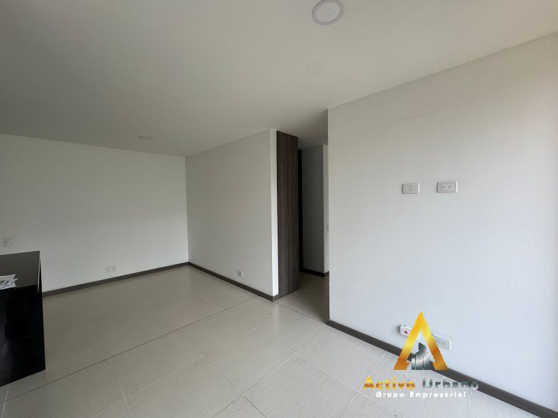 foto_104782_901271444_7840884709_ss