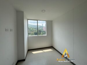 foto_104782_901271444_7841421788_ss