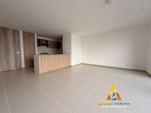 foto_104782_901271444_7916679783_ss