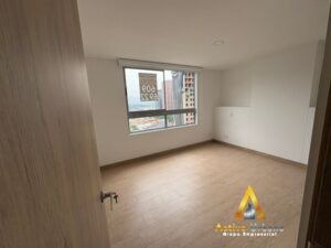 foto_104782_901271444_7925121939_ss