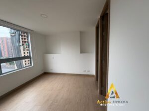 foto_104782_901271444_7950054058_ss