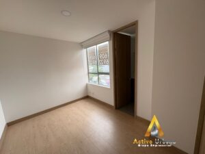 foto_104782_901271444_8019343299_ss