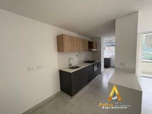 foto_104782_901271444_8048044495_ss