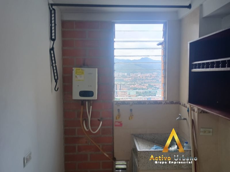 foto_104782_901271444_8390898314_ss