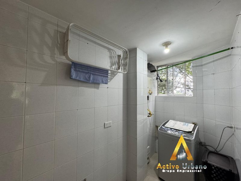 foto_104782_901271444_8760018533_ss