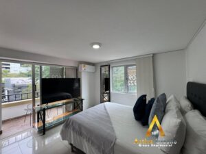 foto_104782_901271444_8808509047_ss