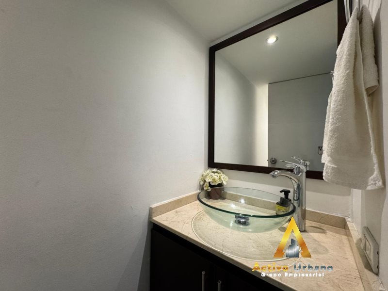 foto_104782_901271444_8831926717_ss