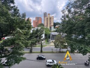 foto_104782_901271444_8853524978_ss