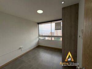 foto_104782_901271444_8878479638_ss