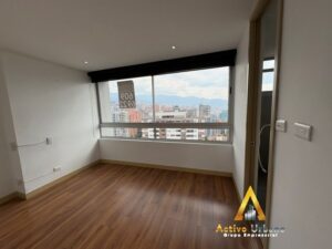 foto_104782_901271444_8934486068_ss