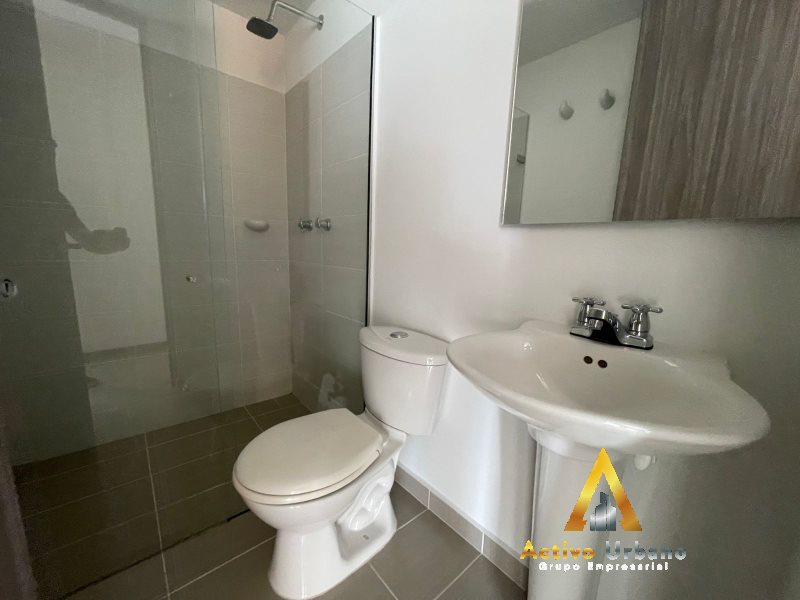 foto_104782_901271444_9028280761_ss