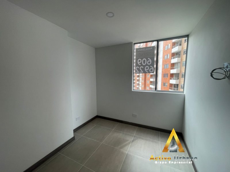 foto_104782_901271444_9055564696_ss