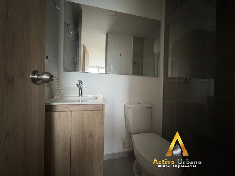 foto_104782_901271444_9262050508_ss