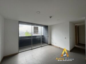 foto_104782_901271444_9262072815_ss