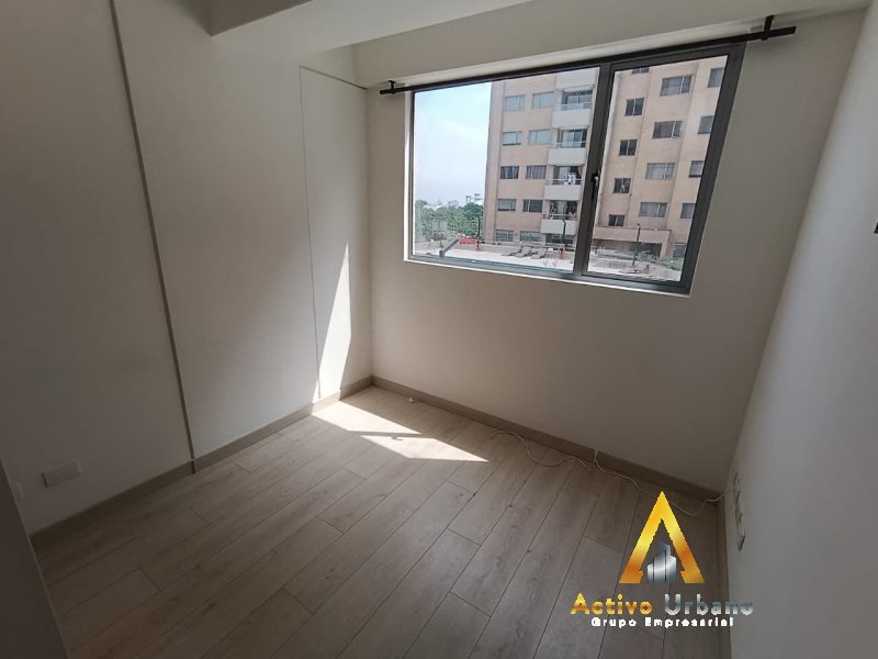 foto_104782_901271444_9417712869_ss