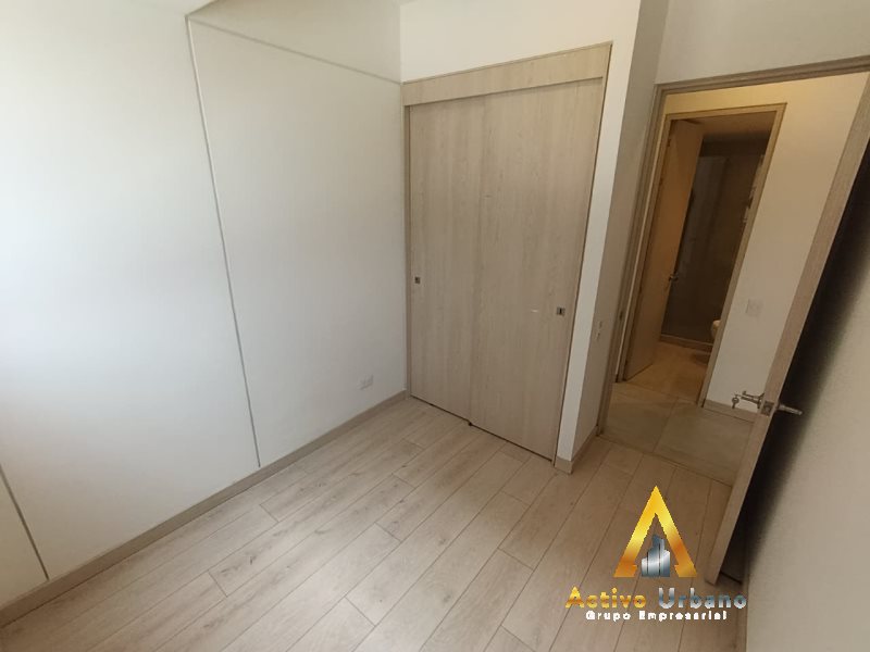 foto_104782_901271444_9419531361_ss