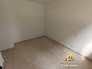 foto_104782_901271444_9437778655_ss