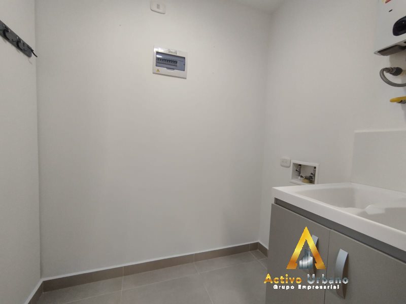 foto_104782_901271444_9472933376_ss