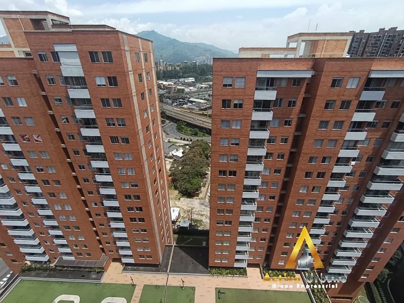 foto_104782_901271444_9513245518_ss