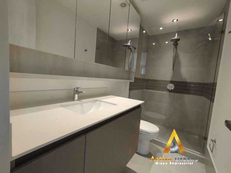 foto_104782_901271444_9520823849_ss