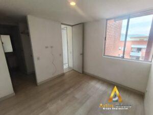 foto_104782_901271444_9541289322_ss