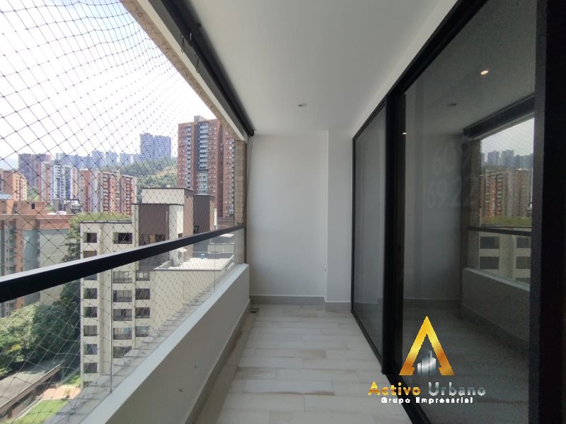 foto_104782_901271444_9559741334_ss