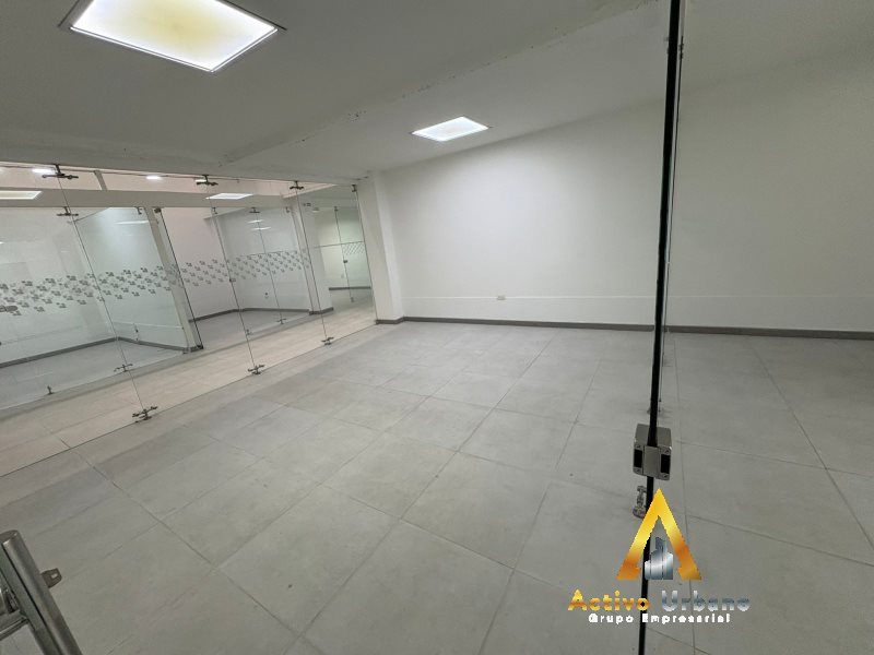 foto_104782_901271444_9986376339_ss