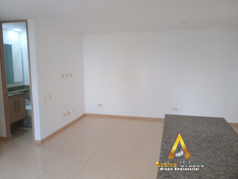 foto_104782_901271444_0106389321_ss