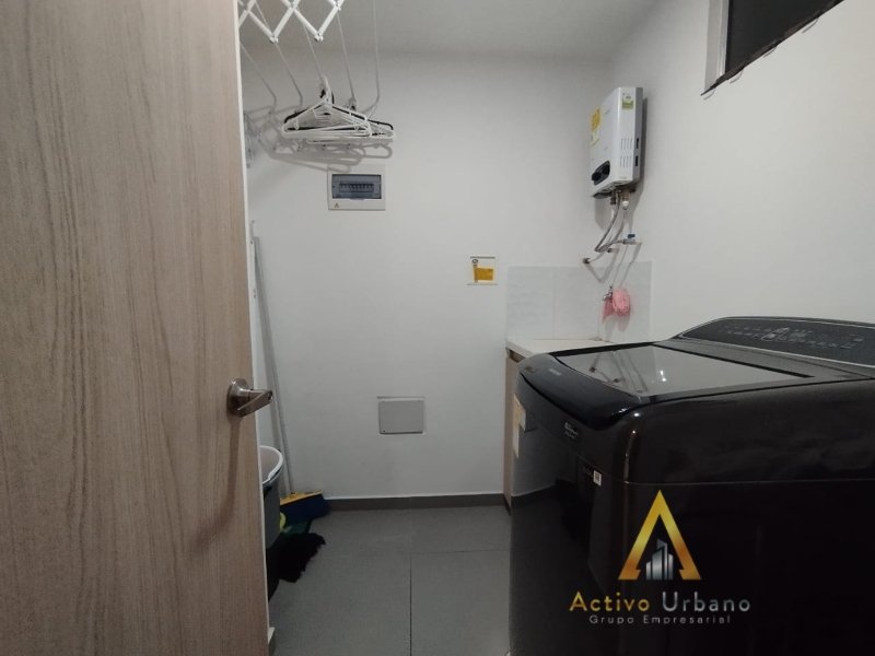 foto_104782_901271444_0761980990_ss