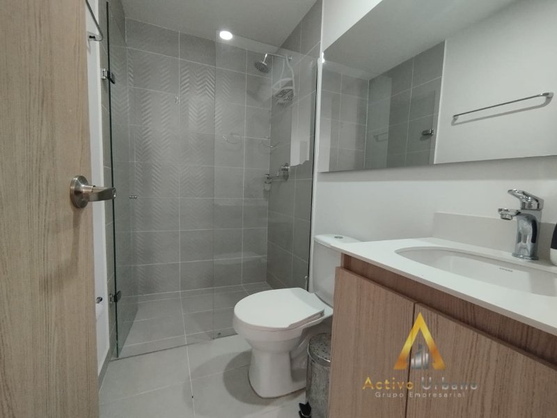 foto_104782_901271444_0851669087_ss