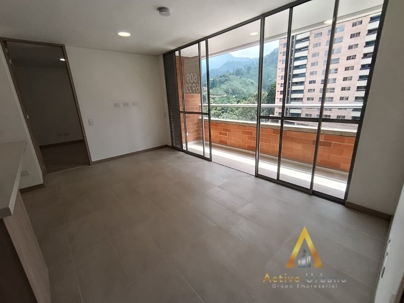 foto_104782_901271444_0906621285_ss