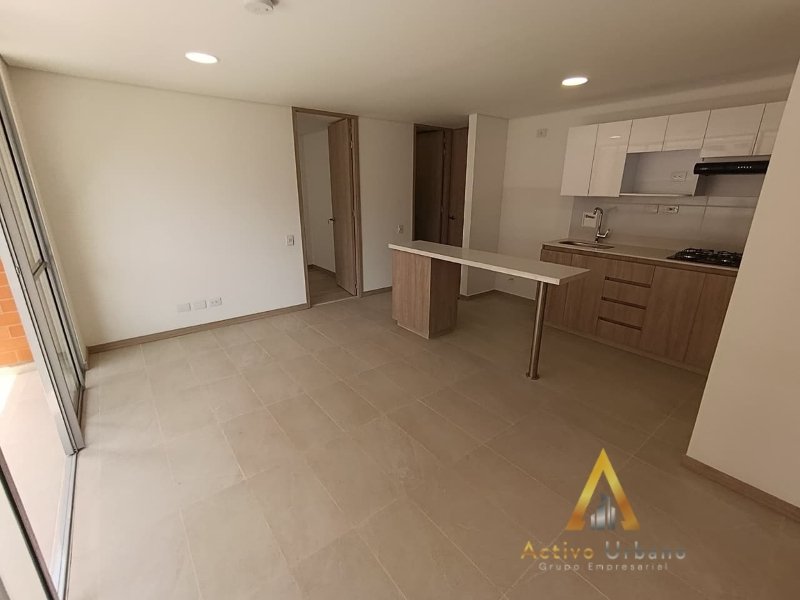 foto_104782_901271444_0906764882_ss