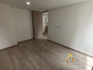 foto_104782_901271444_0953133801_ss