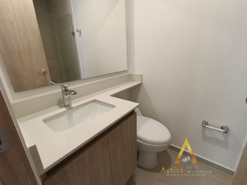 foto_104782_901271444_0964737003_ss