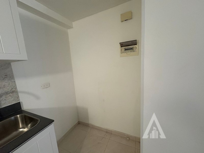 foto_104782_901271444_1189063132_ss