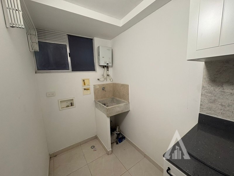 foto_104782_901271444_1218681229_ss