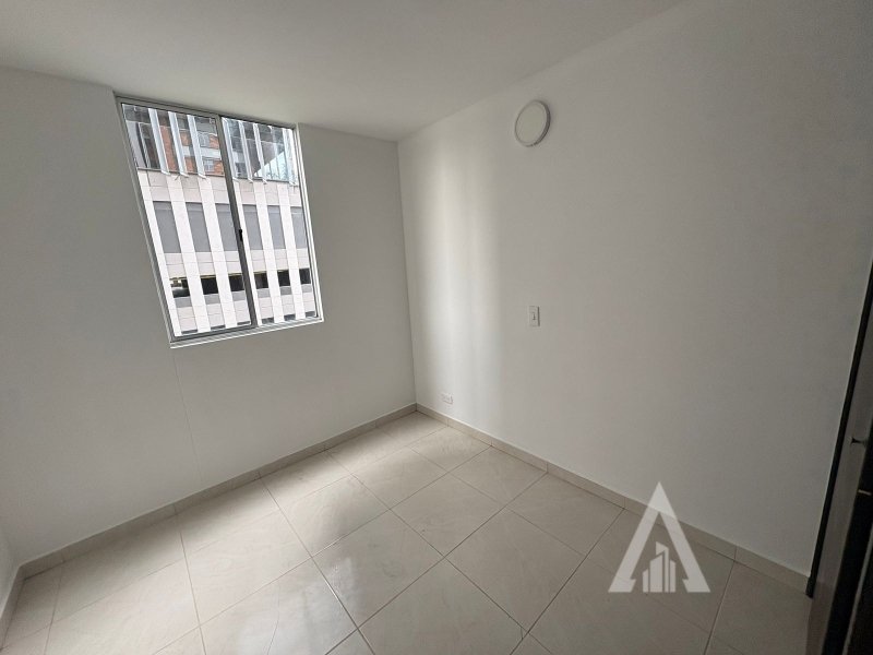 foto_104782_901271444_1219077641_ss