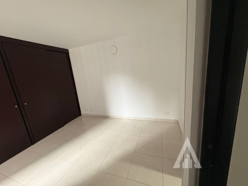 foto_104782_901271444_1297898168_ss