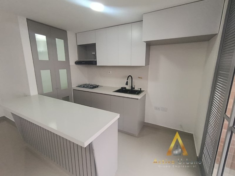 foto_104782_901271444_1313075255_ss