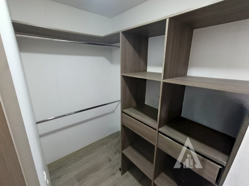 foto_104782_901271444_2044721262_ss