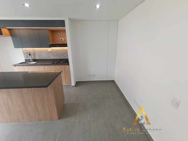 foto_104782_901271444_2114112798_ss