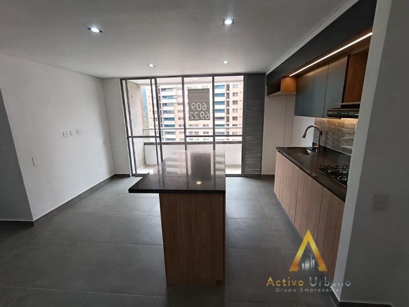 foto_104782_901271444_2114351590_ss