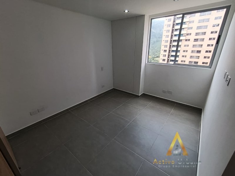 foto_104782_901271444_2195002331_ss