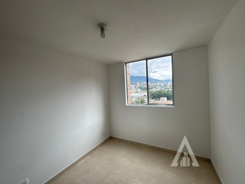 foto_104782_901271444_2937076805_ss