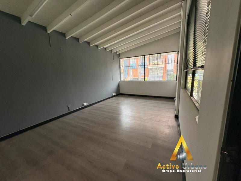 foto_104782_901271444_2952091636_ss