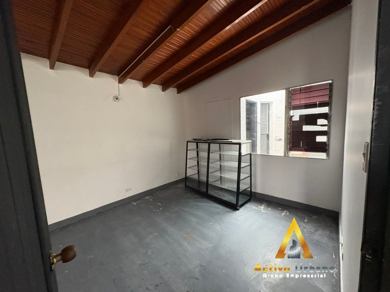 foto_104782_901271444_2963345580_ss