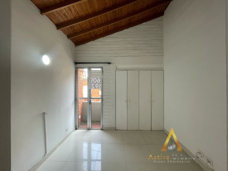 foto_104782_901271444_3851966839_ss