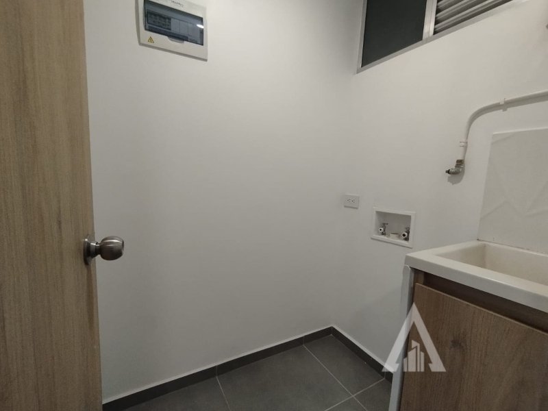 foto_104782_901271444_3873626957_ss