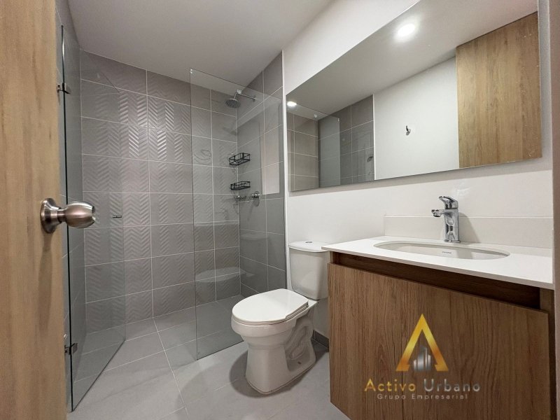 foto_104782_901271444_4174496150_ss